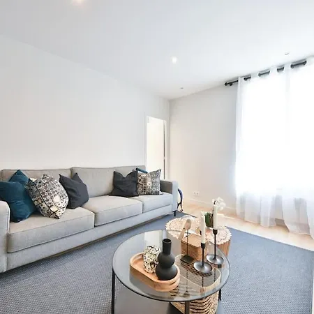 Chic 1br, Central Location, Newly Refurbished Paris