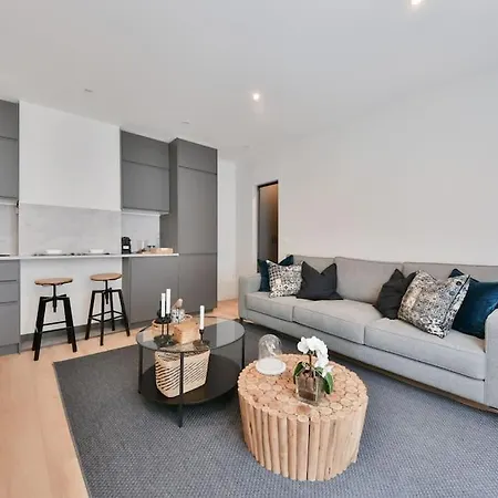 Apartment Chic 1br, Central Location, Newly Refurbished